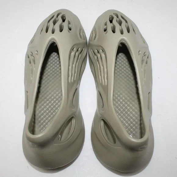 Yeezy Foam Runner RNNR NWT Men's 14 Stone Salt Slides Shoes Sandals GV6840 - Picture 8 of 14